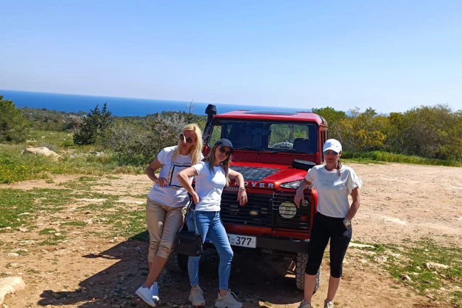 Barlangoló Jeep safari